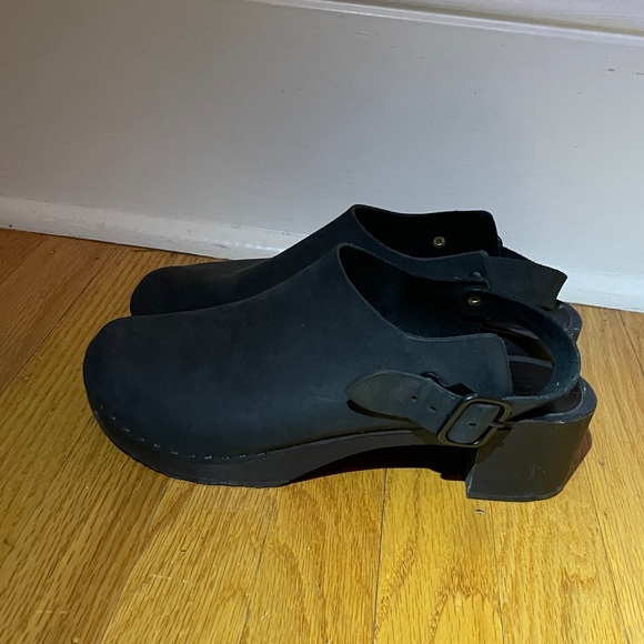 Bryr Daphne Monochrome Black Leather Clogs 40 - Picture 8 of 10